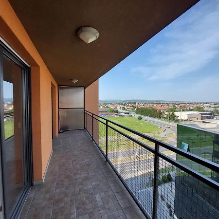 Med Man Apartmani Slavonski Brod Buitenkant foto