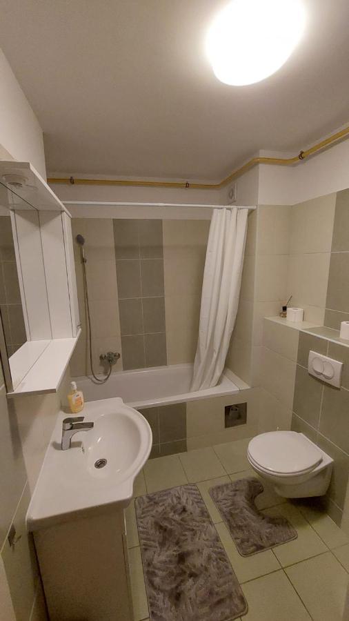 Med Man Apartmani Slavonski Brod Buitenkant foto